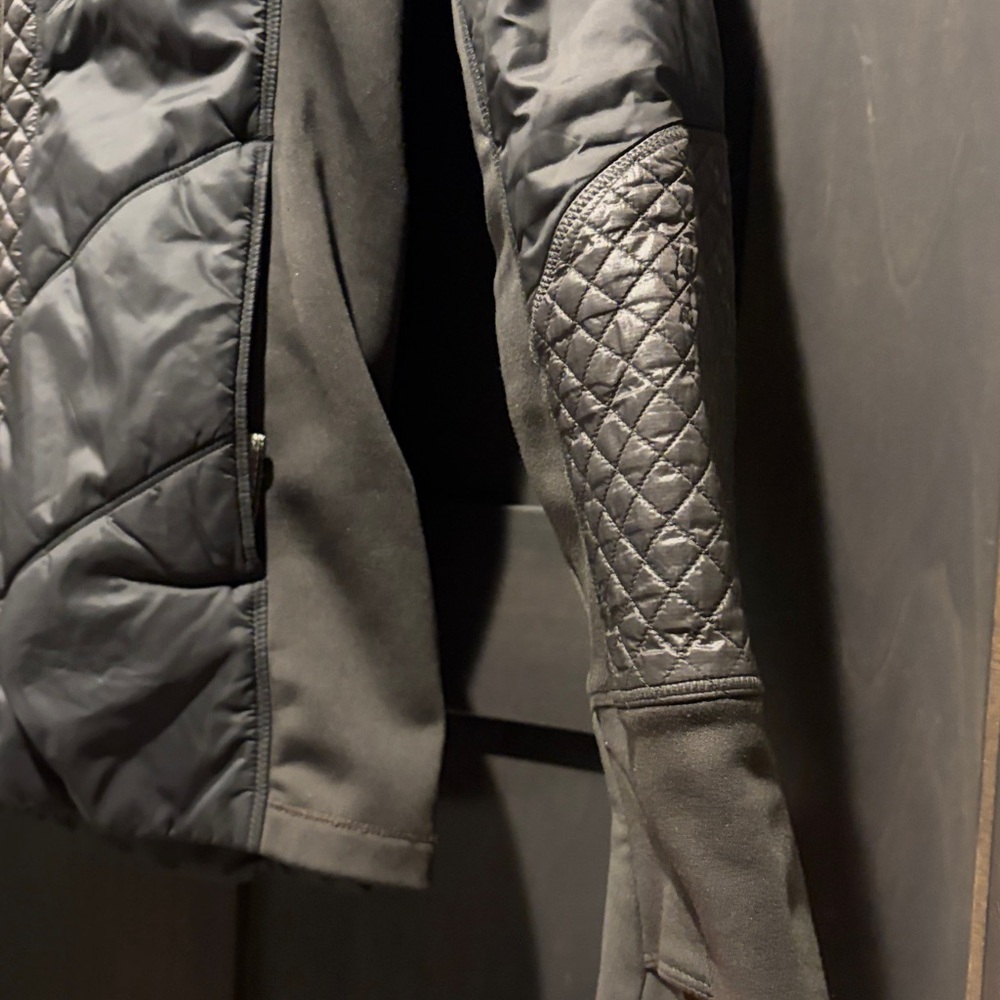 Athleta Women’s Jacket - Picture 6 of 12